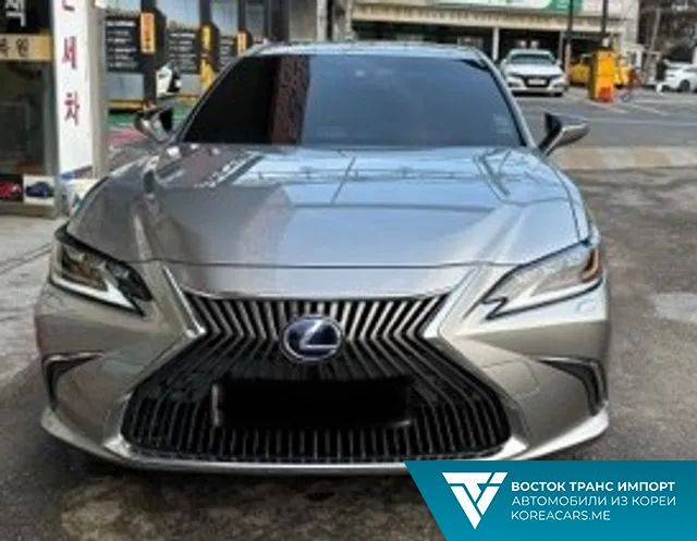 Lexus ES 2021