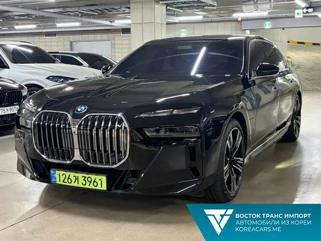 BMW 5-Series 2024