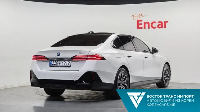 BMW 5-Series 2024
