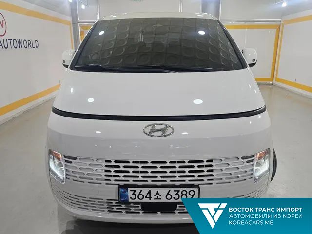 Hyundai Staria 2021