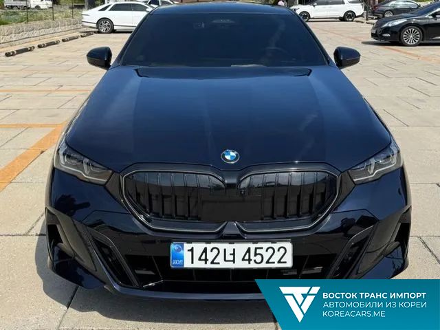 BMW 5-Series 2024