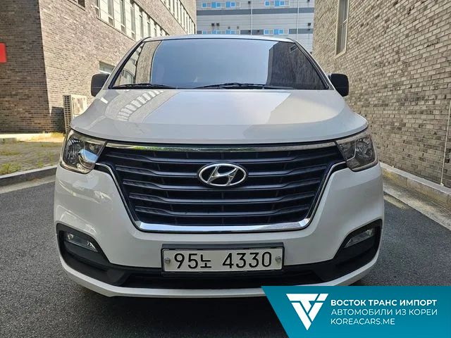 Hyundai Starex 2021