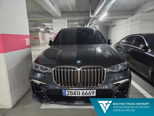 BMW X7 2021