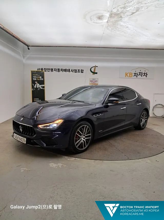 Maserati Ghibli 2021