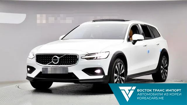 Volvo V60 2022