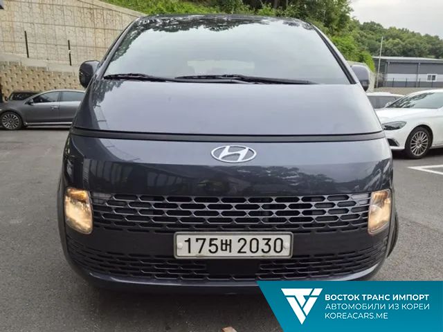 Hyundai Staria 2021
