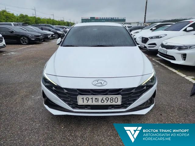 Hyundai AVANTE 2022