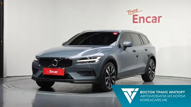 Volvo V60 2022
