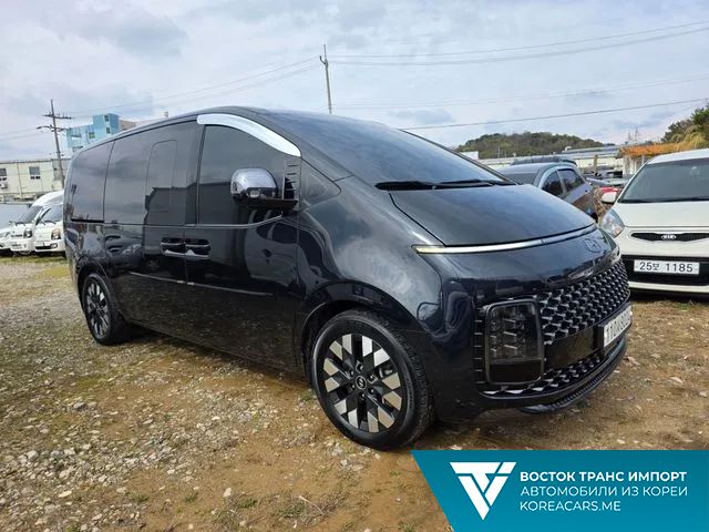 Hyundai Staria 2021