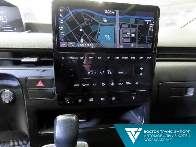 Hyundai Staria 2021