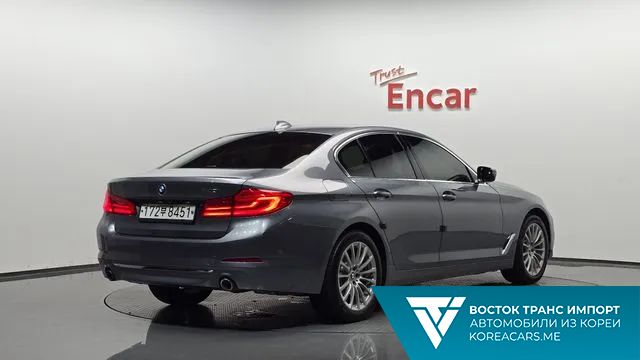 BMW 5-Series 2020
