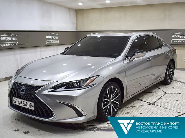 Lexus ES 2022