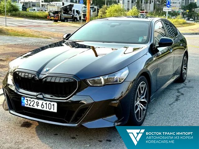 BMW 5-Series 2024