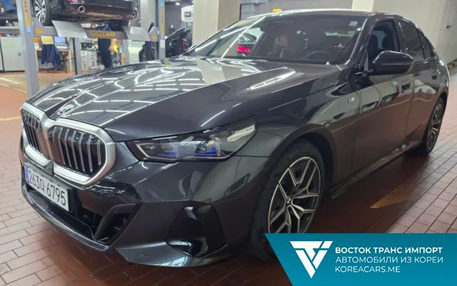 BMW 5-Series 2024