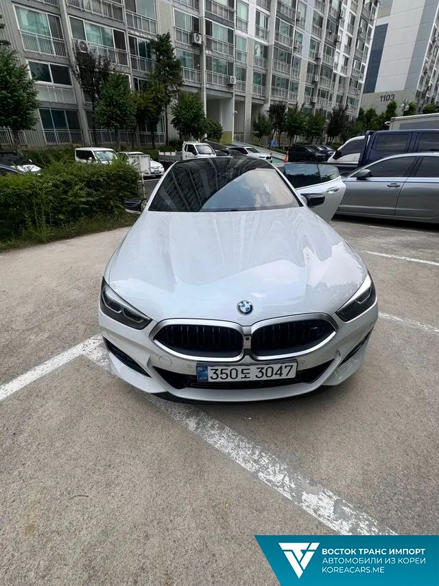 BMW 8-Series 2024